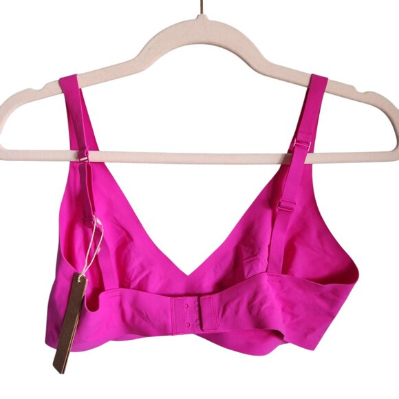 Skims Bra Pink XL Women's Naked Plunge Bra Fuchsia NEW Wireless Back Close - Picture 6 of 11